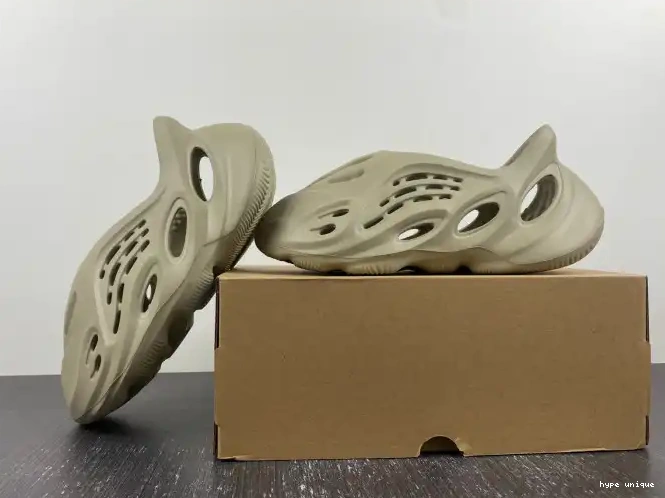 hype Foam Adidas Yeezy Stone Salt GV6840 RNR 0511